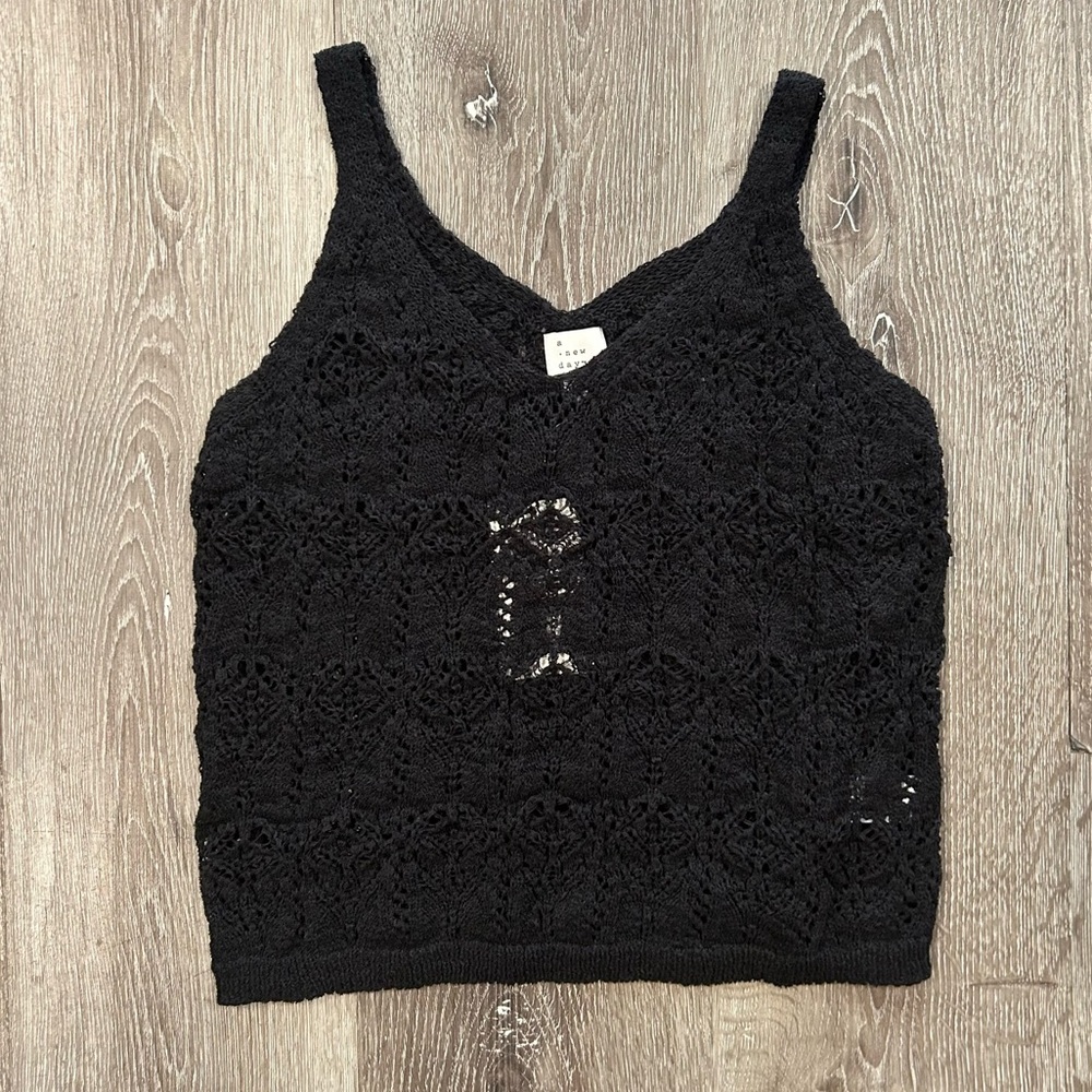 NWT S A New Day Black cropped tank top